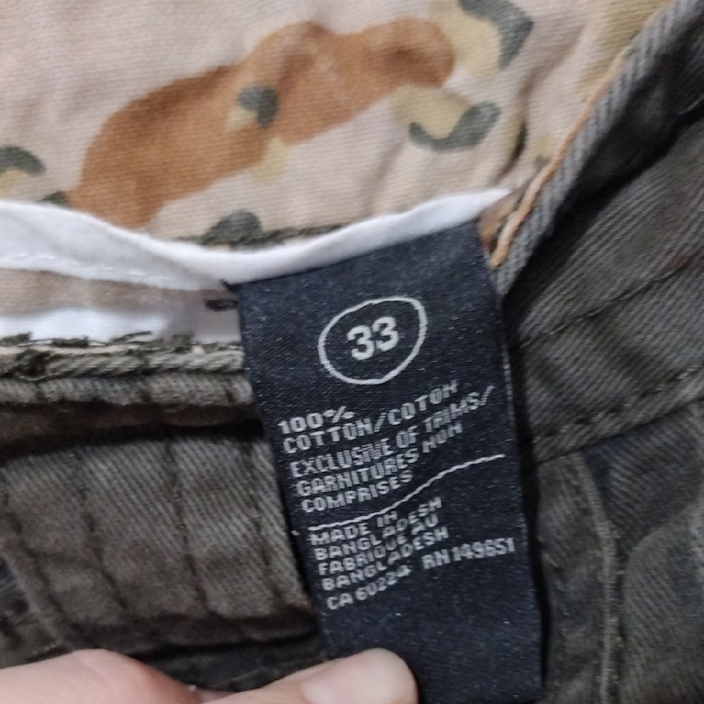 Buffalo David Bitton Green and Black Flat Front Shorts - Picture 3 of 11